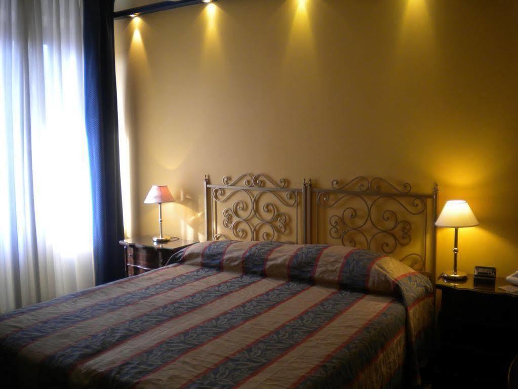 Corallo Hotel 3*
